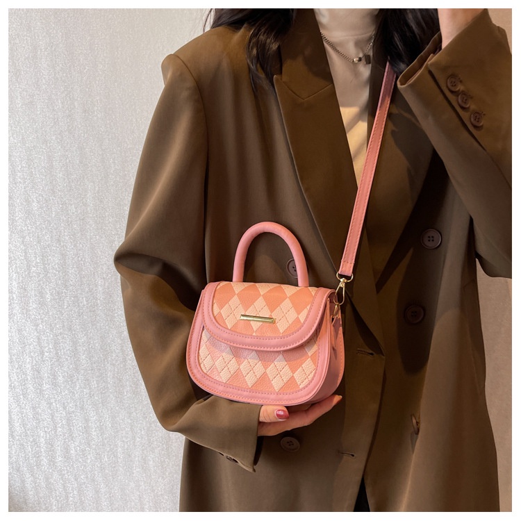Túi Đeo Chéo Hình Thoi Đơn Giản Thời Trang Mùa Xuân 2023 Phong Cách Phương Tây