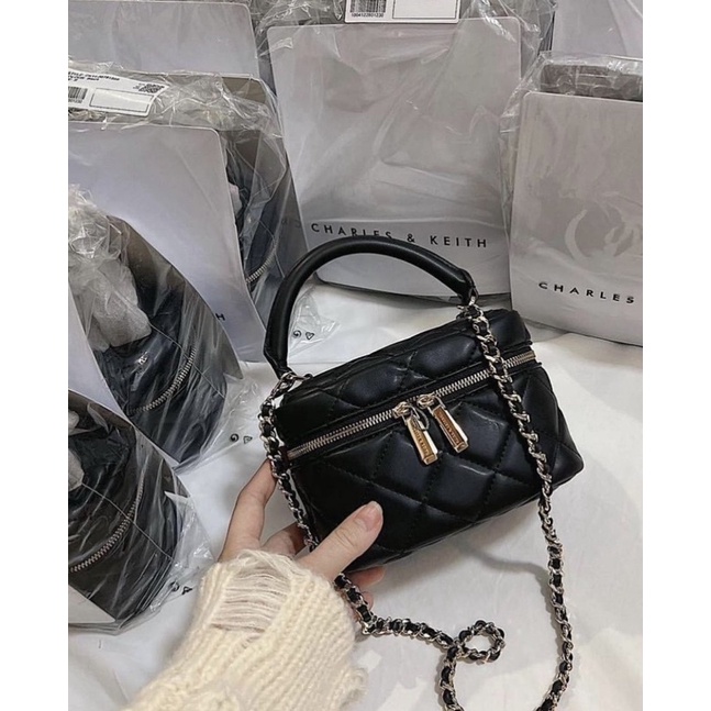 Túi cốp vuông màu đen C.N.K