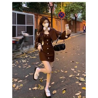 SET ĐẦM NÂU KAKI NHUNG 2S KÈM KHOÁC CROP VIỀN🍂