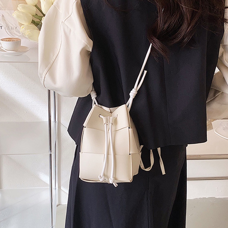 Túi Đeo Chéo Dệt Tay Cao Cấp Thời Trang Dành Cho Nữ