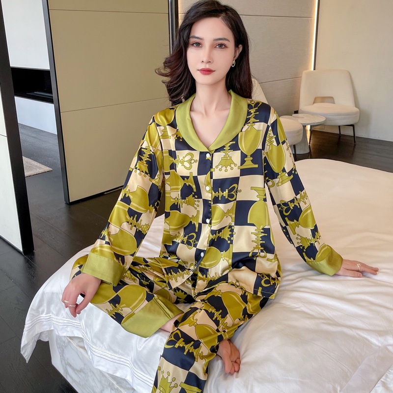 Bộ Đồ Ngủ Tay Dài Chất Lụa Lạnh Mỏng In Họa Tiết Kẻ Sọc Thời Trang Mùa Xuân 2023 Cho Nữ