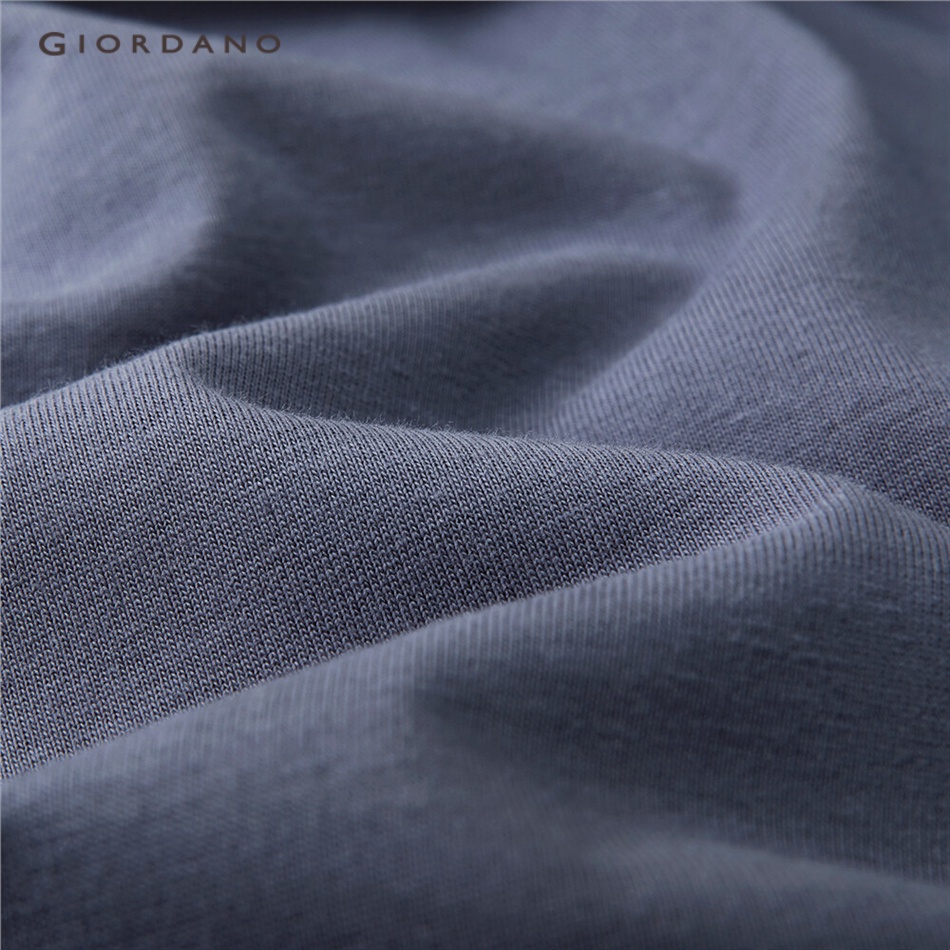 Áo thun GIORDANO 05323399 tay ngắn dập nổi họa tiết công nghệ cao làm mát cho nữ