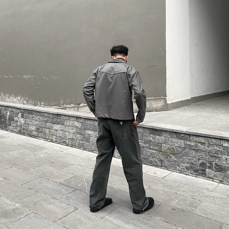 Áo khoác da boxy jacket chất liệu da Pvc