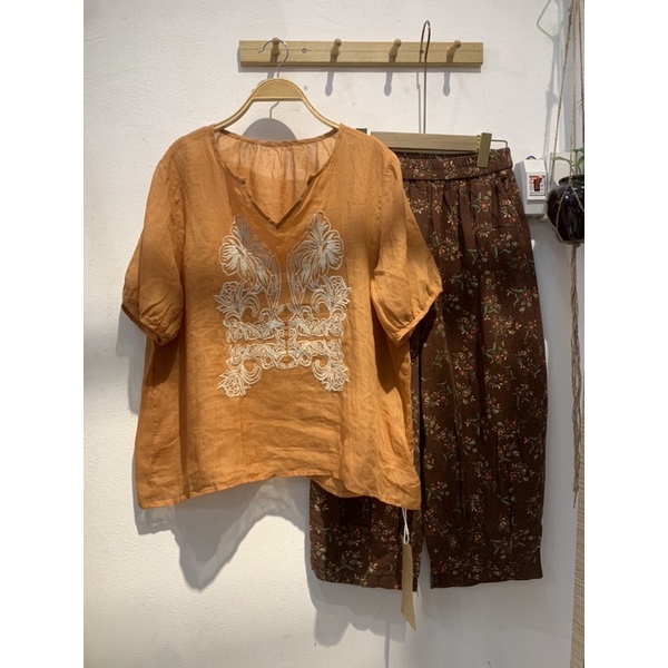 Quần linen hoạ tiết vintage