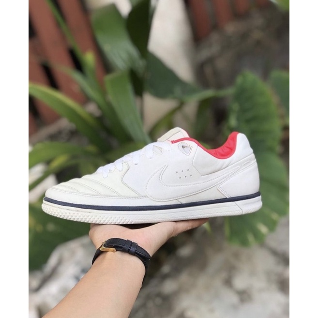 Giày bóng đá 2 hand chính hãng Nike Street Gato