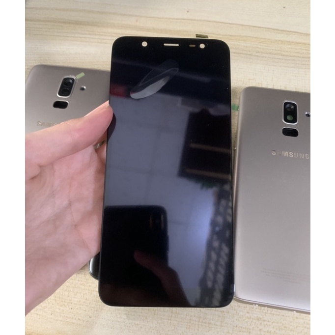 Combo Màn Hình + Bộ Vỏ Sườn  SAMSUNG J8 2018 (J810) ZIN HÀNG CAO CẤP ( Tặng khay Sim )
