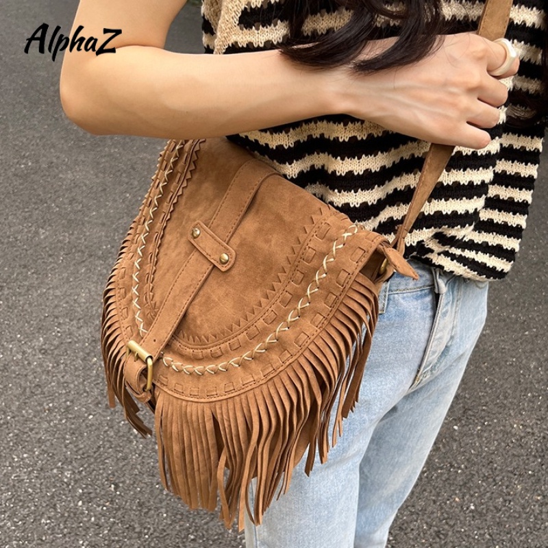 AlphaZ Túi Xách Da Lộn Phối Tua Rua Phong Cách retro Âu Mỹ Hợp Thời Trang