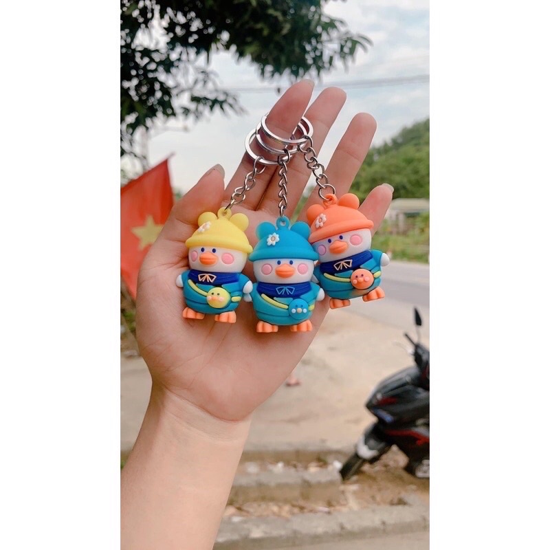 Móc Khoá Vịt Đi Học Dễ Thương Móc Treo Chìa Khoá Silicon Hoạt Hình - Phụ Kiện Balo Túi Xách - Bánh Mì Store