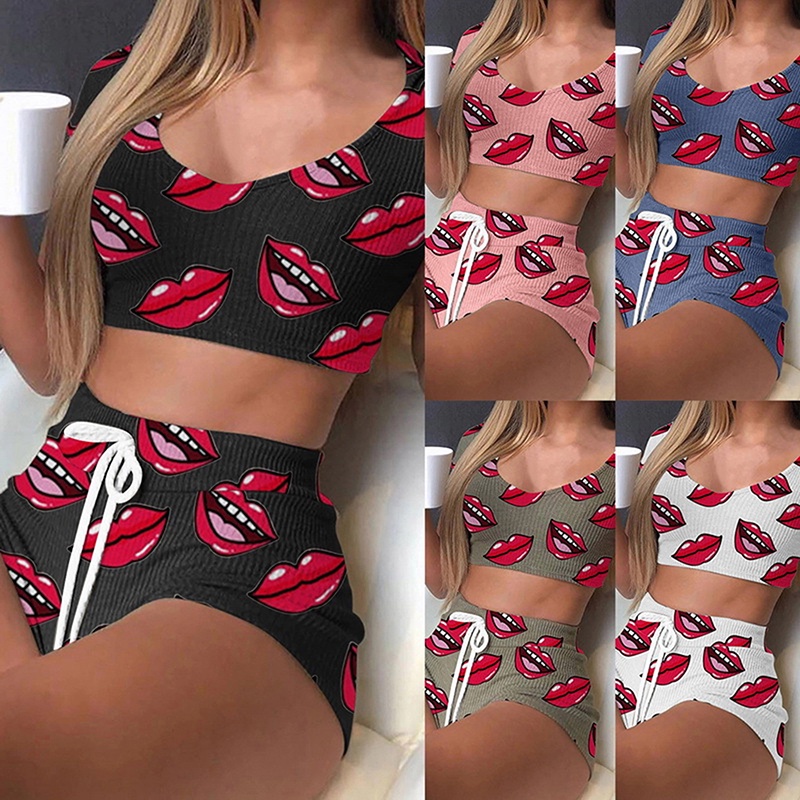 Bộ Đồ Ngủ Áo Tay Ngắn Cổ Tròn Phối Quần Short Lưng Thun Thời Trang Cho Nữ < ZG >
