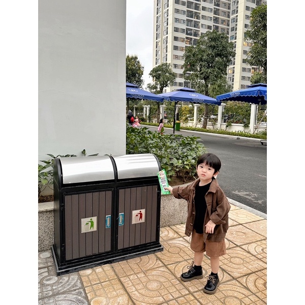 Khoác Jean Nâu Cho Bé