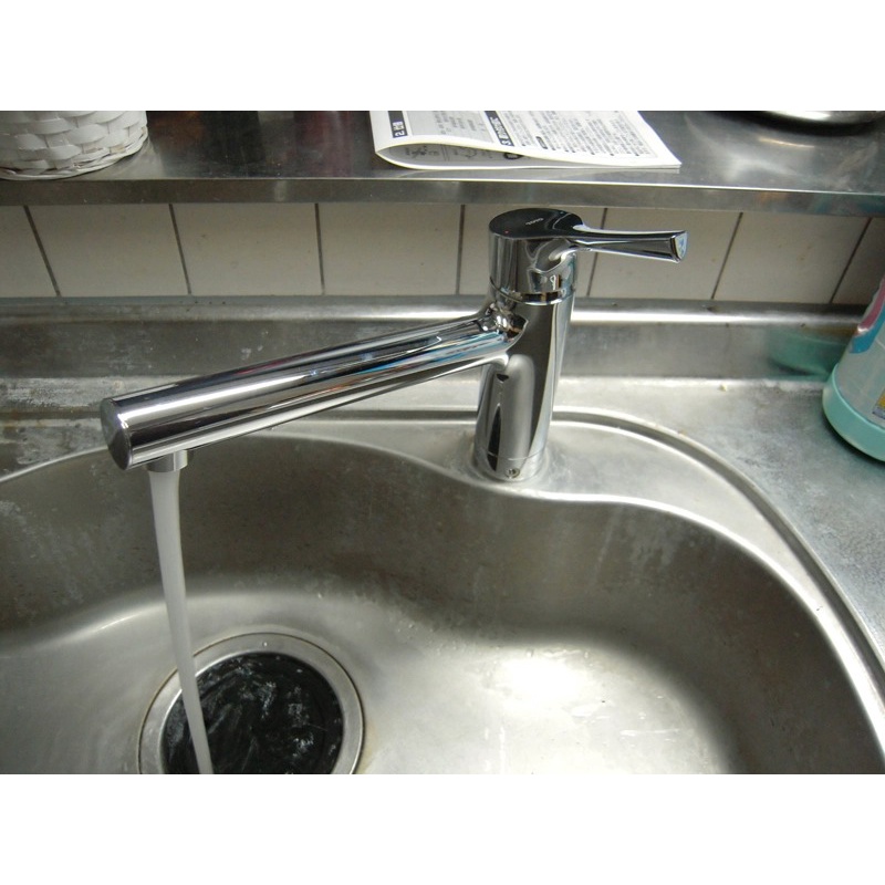 Vòi rửa chén bát Toto TKS05301J Nóng lạnh Tiết kiệm nước- Hàng nội địa Nhật - Mới 100% - Bảo hành điện tử 12 tháng