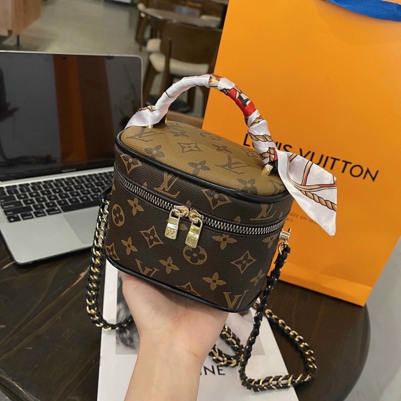 Túi hộp vuông đeo chéo, túi cốp lv mini size 16cm có quai xách tay thời trang hot girl Trung Quốc phối dây xích da