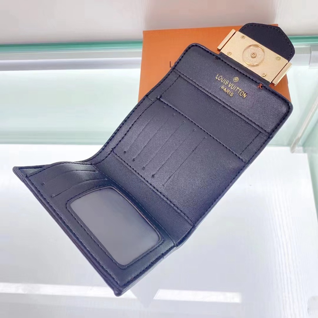 Ví Gấp Ba Phong Cách Senior sense 2023