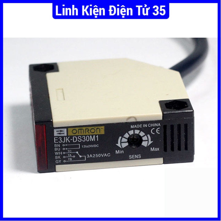 Cảm biến quang Omron E3JK-DS30M1 12-24V đạt tiêu chuẩn IP6 kháng bụi và nước cao phù hợp với môi trường công nghiệp