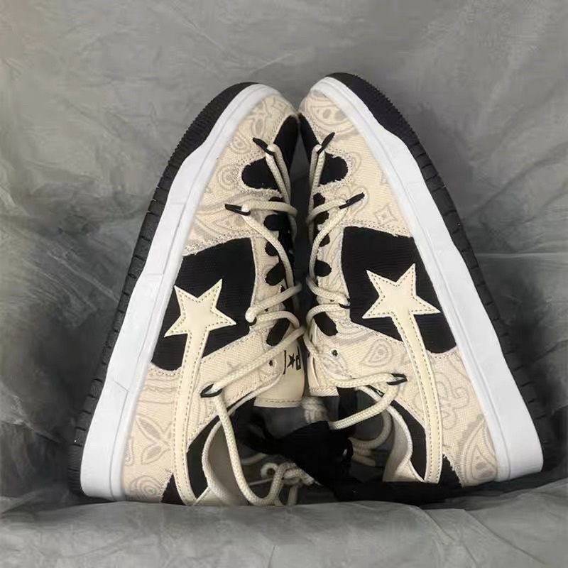 GIÀY SNEAKER DÂY BUỘC SAU HÀNG ODER