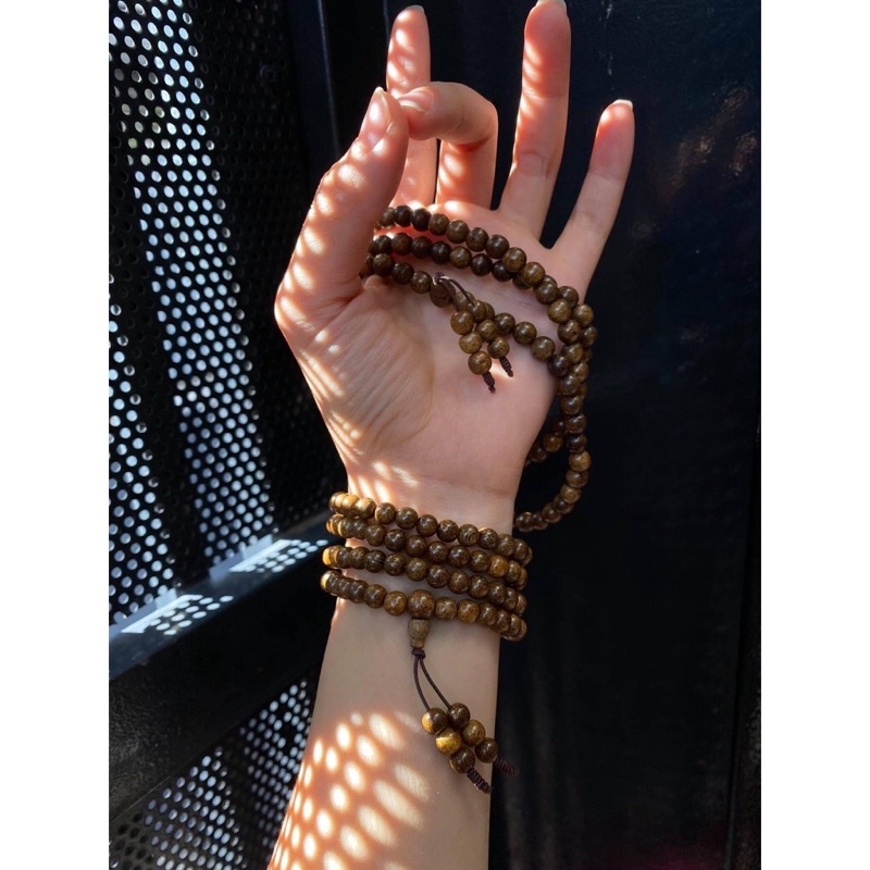 Vòng trầm hương 108 hạt, 100% tự nhiên.Hảiduyshop