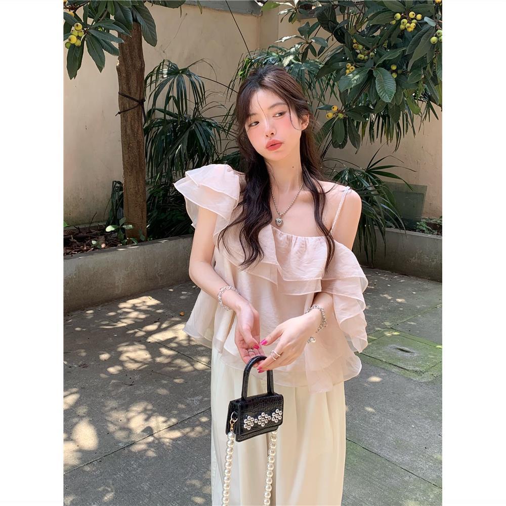 Áo Kiểu Trễ Vai Tay Ngắn Phối Bèo Màu Hồng Nữ Tính