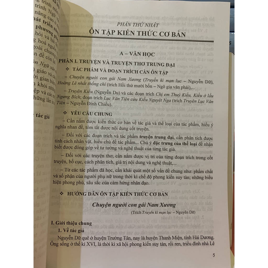 Sách Ôn tập thi vào lớp 10 môn ngữ văn