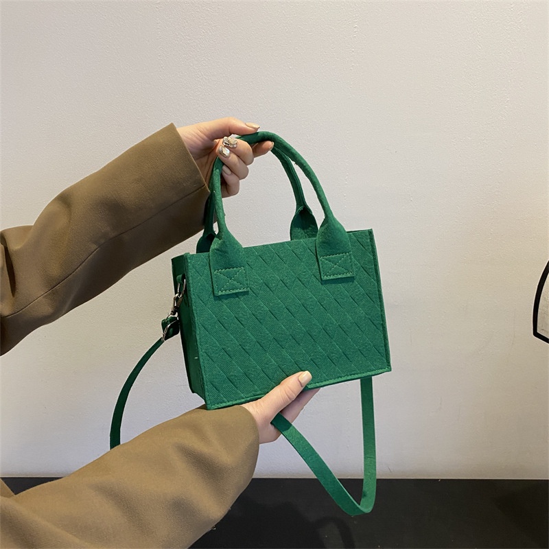 Túi Tote Đeo Vai Sức Chứa Lớn Màu Trơn Đính Đá Đơn Giản Thời Trang