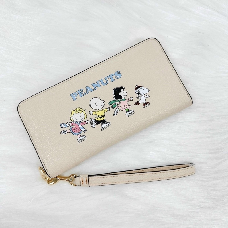 VÍ NỮ Coach MẪU MỚI NHẤT 2023