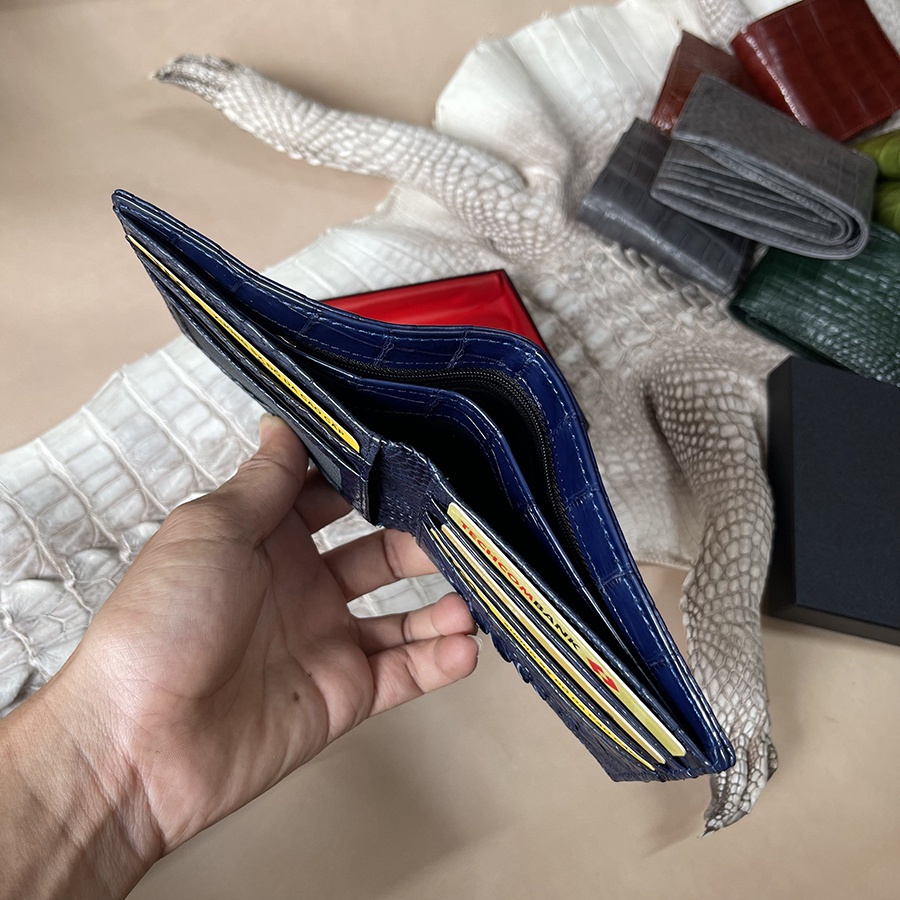 Ví Cá Sấu Da Thật 2 Mặt Phần Da Bụng Trơn Màu Xanh Navy BH 24T TD16223