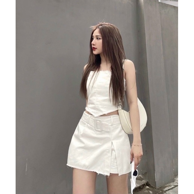Set crop cúp ngực vạt nhọn kết hợp chân váy