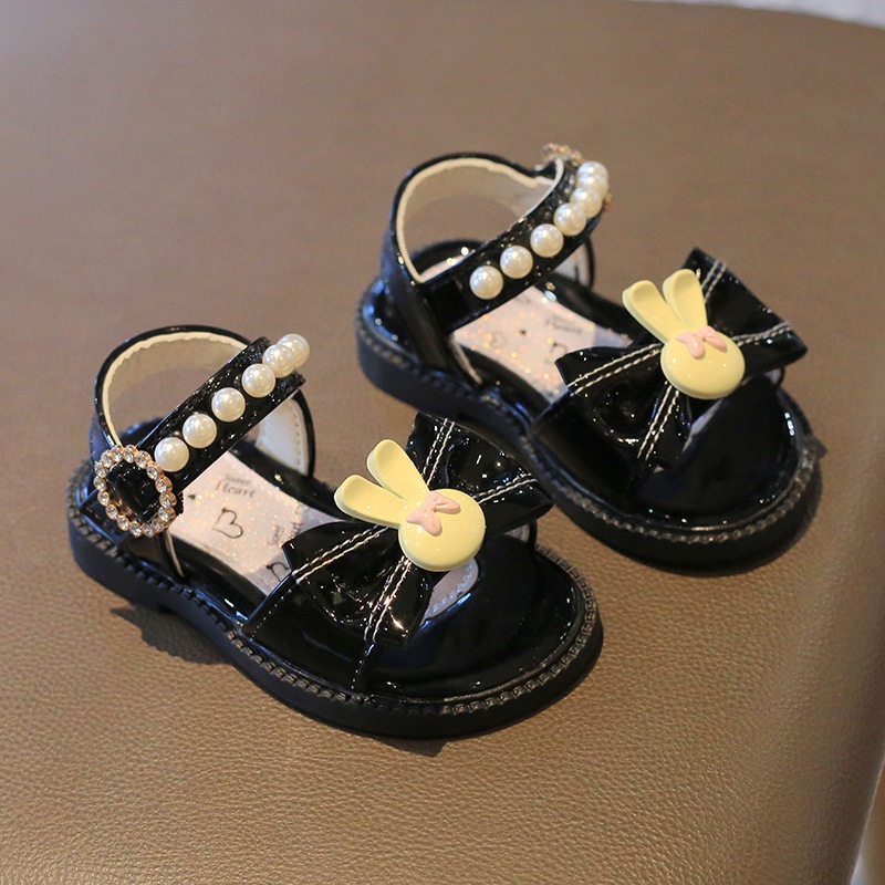 Sandal Cho Bé gái 0 - 4 Tuổi Đế Cao Su Da Bóng Hoạ Tiết Thỏ Phong Cách Thời Trang