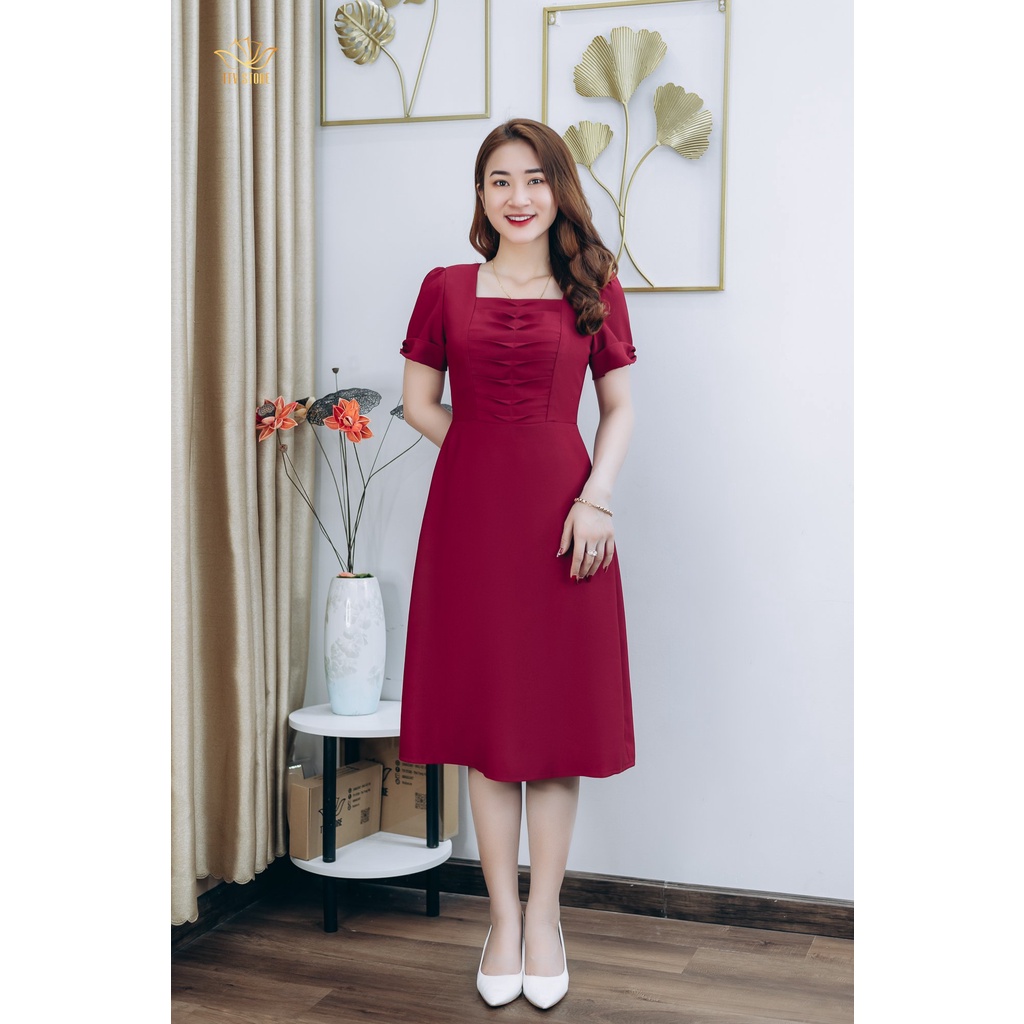 Đầm form A trung niên TTV1264 thời trang thiết kế TTV Cổ vuông xếp ngực tay ngắn Đỏ đô sang trọng