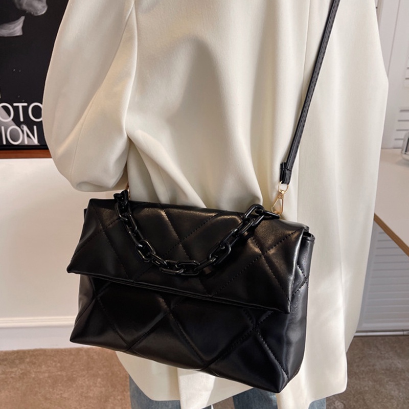 Túi Đeo Chéo Hình Thoi Đơn Giản Dễ Phối Đồ Thời Trang Cho Nữ