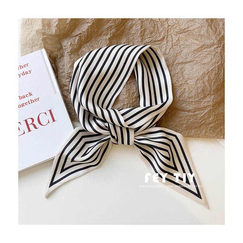 Băng Đô Cài Tóc Bằng Lụa Họa Tiết Kẻ Sọc Đính Nơ Xinh Xắn