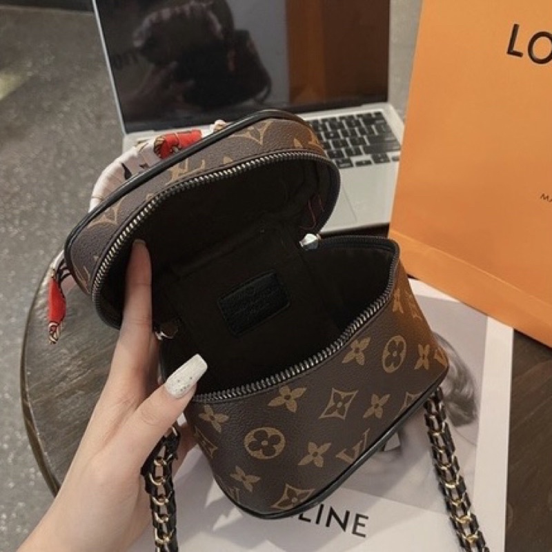 Túi hộp vuông đeo chéo, túi cốp lv mini size 16cm có quai xách tay thời trang hot girl Trung Quốc phối dây xích da
