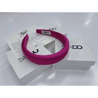 Bờm Mấn đội đầu thời trang SIXDO hàng hiệu
