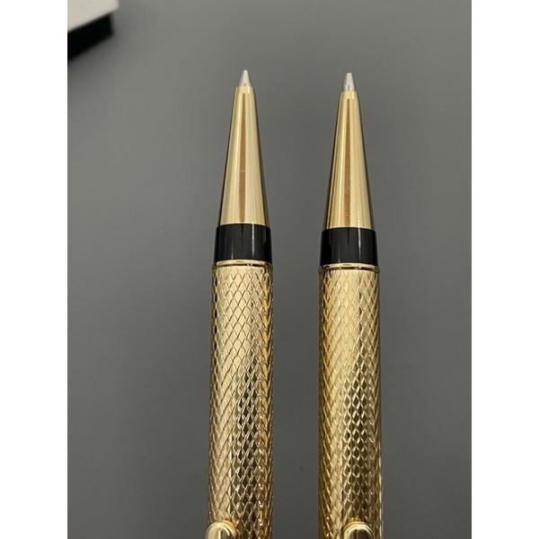 Set 2 bút bi và chì nobrand- 300.53745