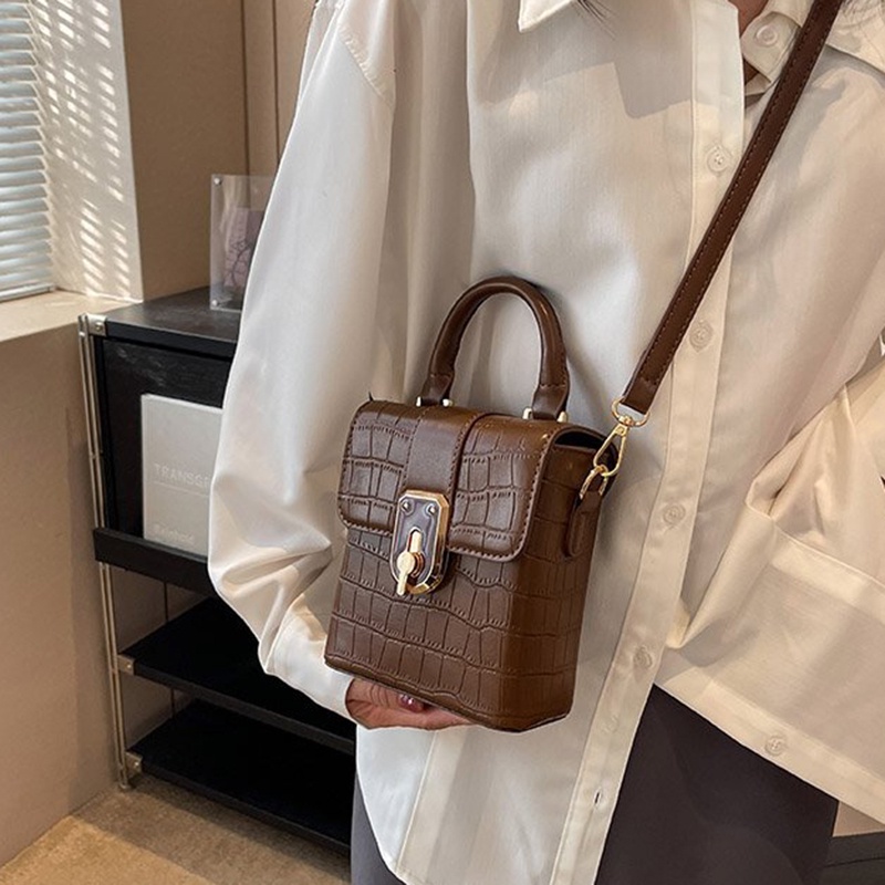 Túi Đeo Vai Thêu Họa Tiết Phong Cách retro Thời Trang Cao Cấp Cho Nữ