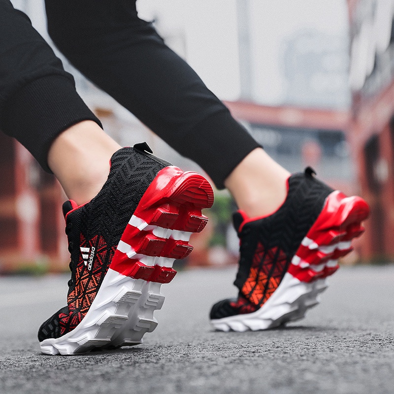 Men's Blade Sneaker Nhẹ Breathable Hàn Quốc Phiên bản Moisture Giày thể thao ngoài trời Chống trượt Chạy Giày