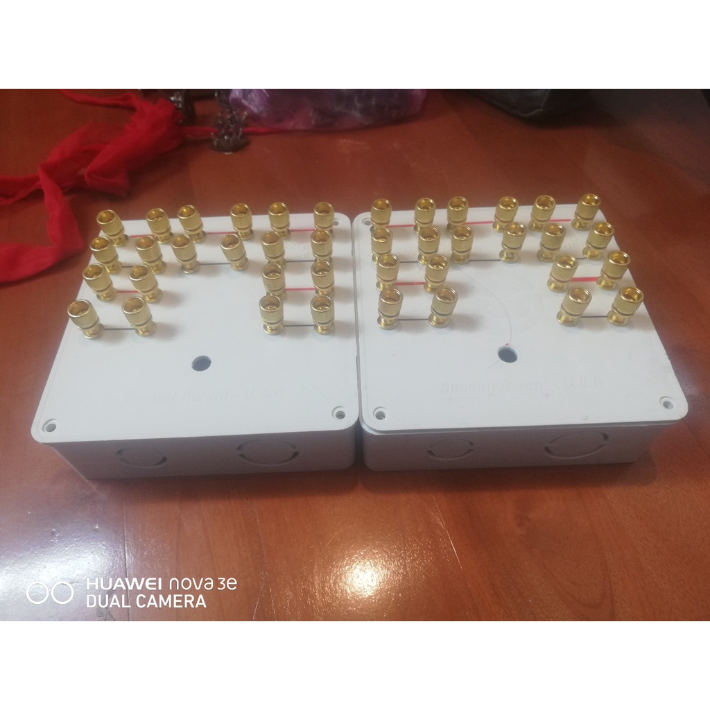 Hộp chuyển cọc loa, 5 amply chơi 5 loa, có nhận làm số lượng cổng vào ra theo yêu cầu