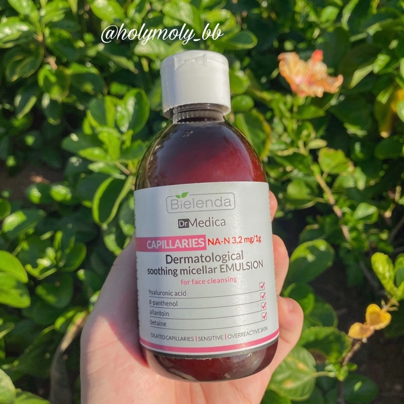 Sữa rửa mặt Bielenda Dr Medica Dermatological Cleansing Emulsion làm sạch da, ngăn ngừa mụn, giữ ẩm