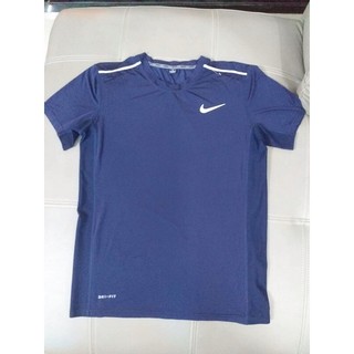 Áo thun thể thao nam size S