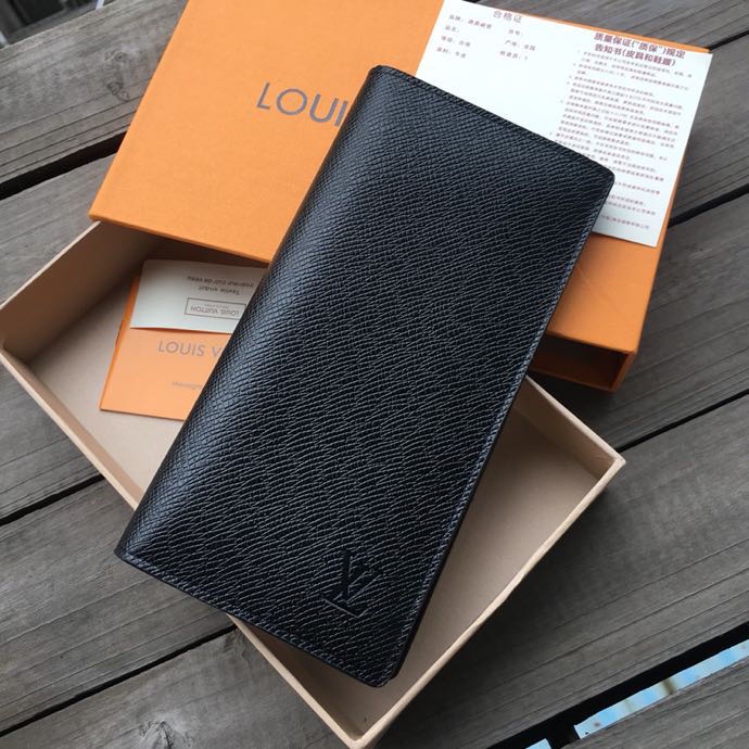 Sẵn sàng giao hàng Ví nam mới của Louis Vuitton LV có hộp 62665