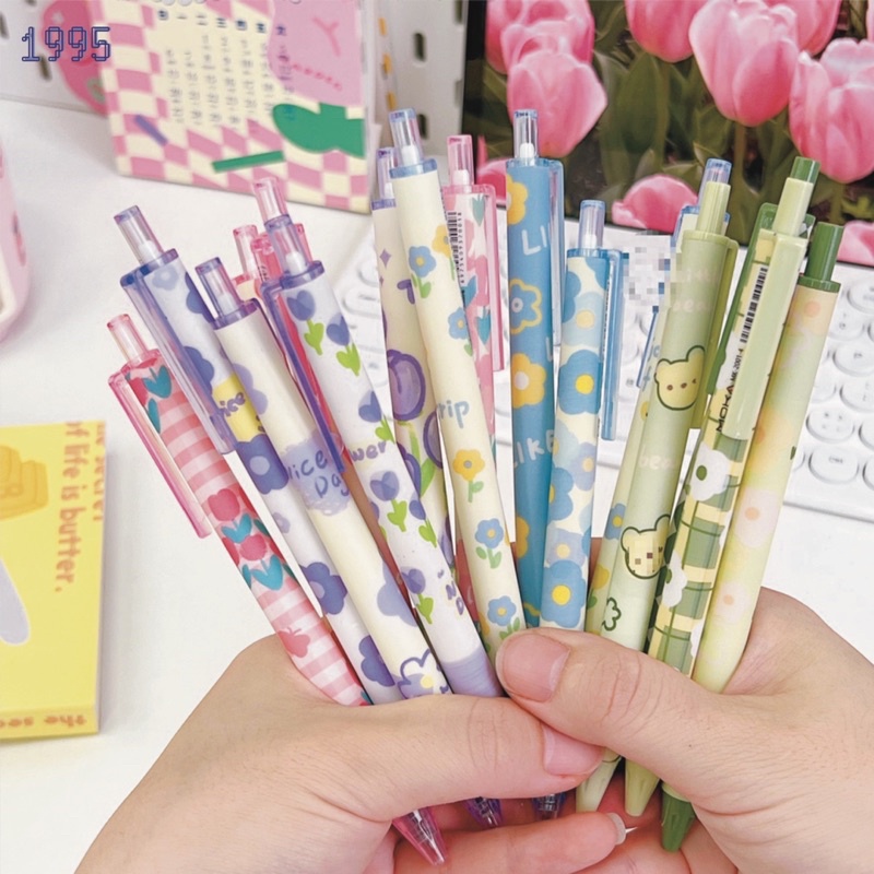 Bút Bi Đen Ngòi 0.5mm Hoạ Tiết Dễ Thương o