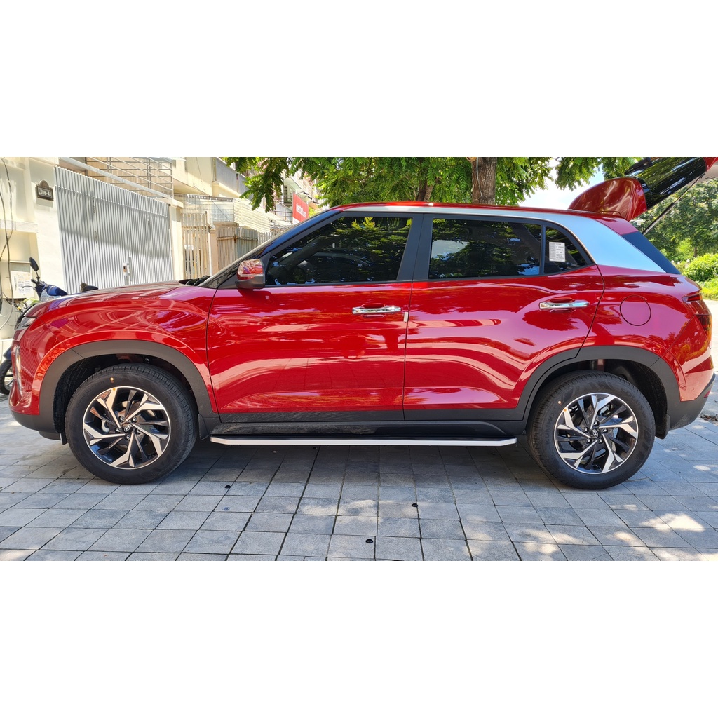 Bậc lên xuống Hyundai Creta 2022