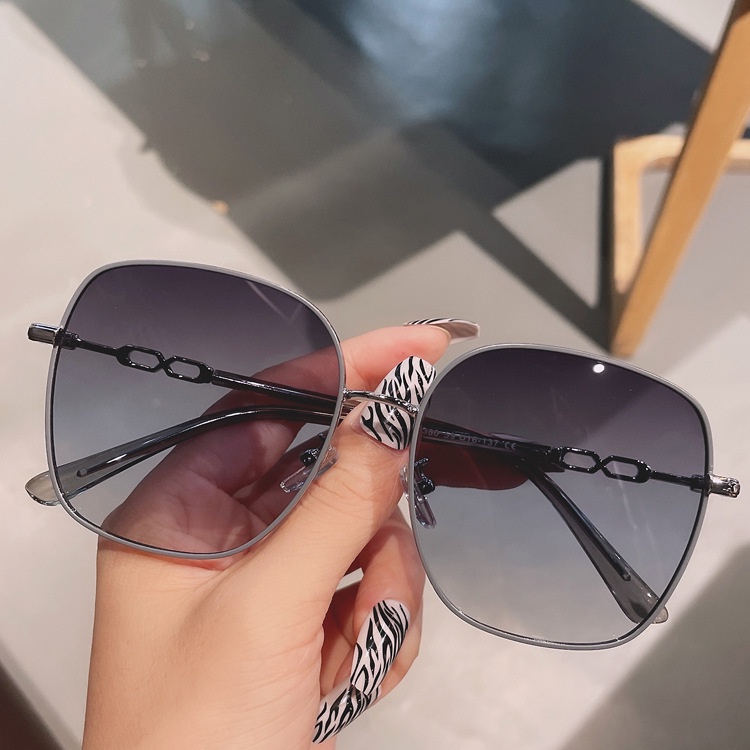 Kính Mát Gọng Kim Loại Tròn Thời Trang vintage Hong Kong