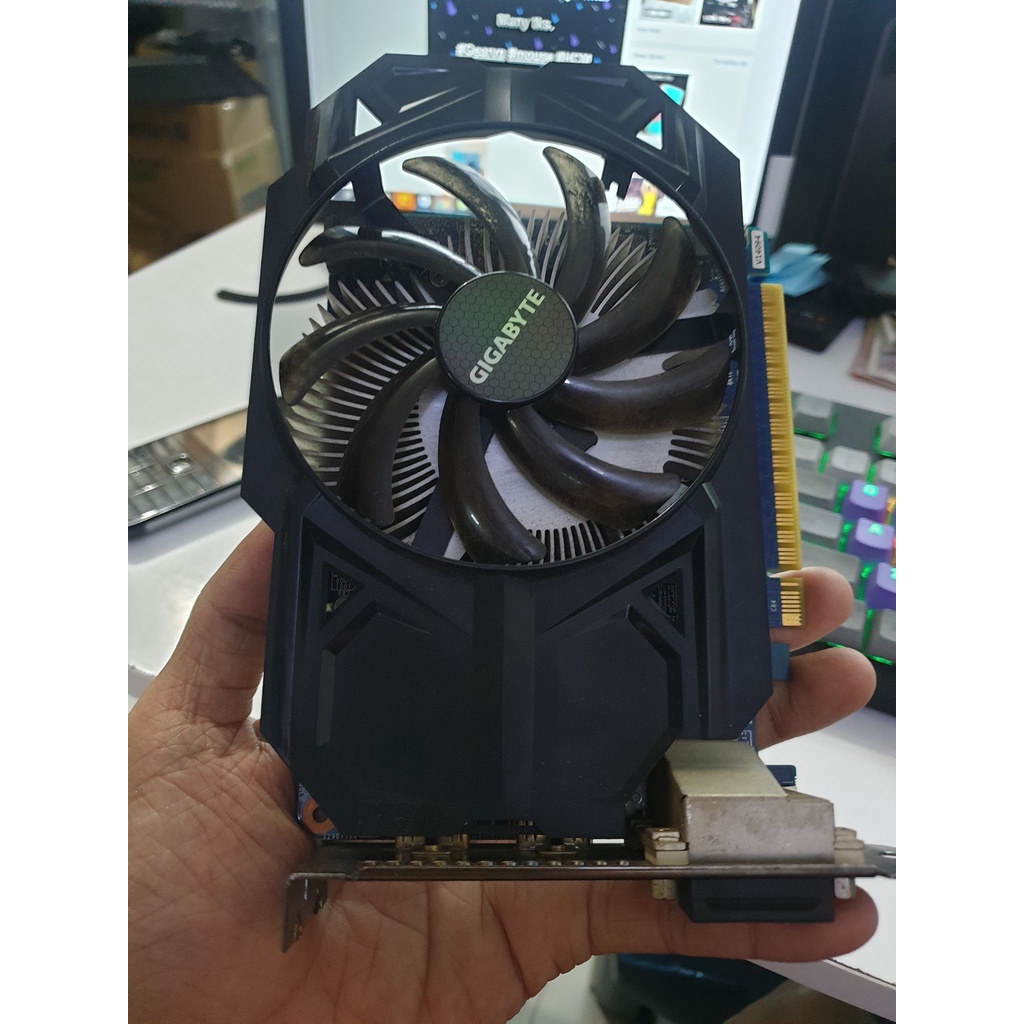 CARD MÀN HÌNH GTX 650 GIGA CÓ NGUỒN PHỤ