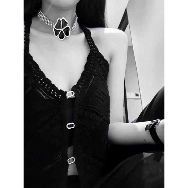 Áo Dệt Kim Hai Dây Phối Nút In Chữ Blackpink jennie Thời Trang Gợi Cảm