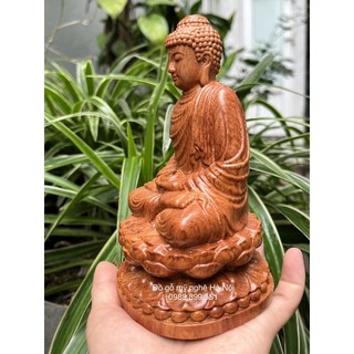 Tượng phật Thích Ca bằng gỗ