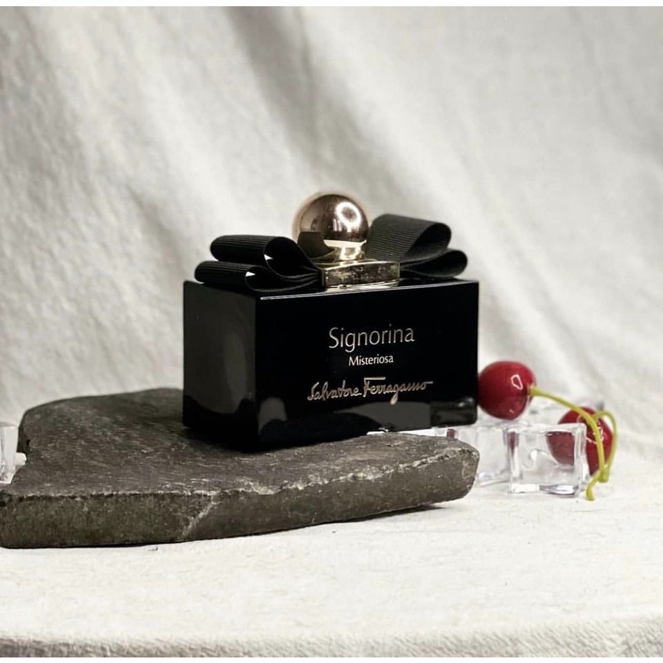 Nước hoa Signorina Misteriosa 30ml fullbox fullsize