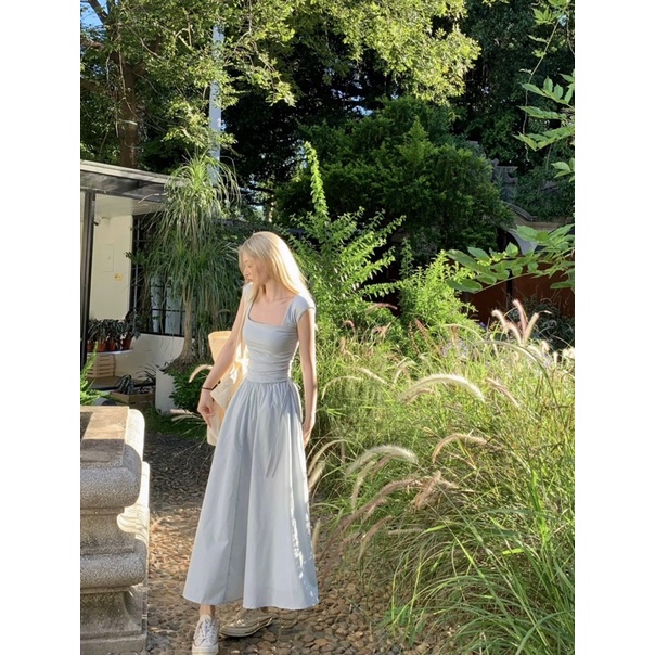 Đầm dự tiệc voan tơ sát nách phom xoè dài