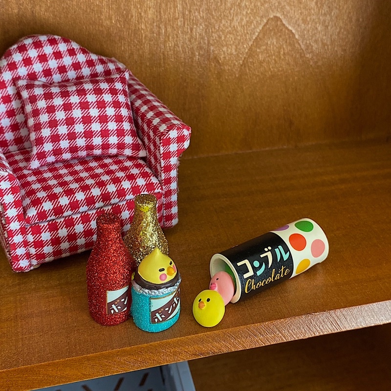 Mô hình mèo chủ đề Valentine Chocolate