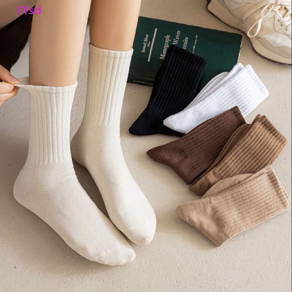 Vớ cotton Cổ Trung Màu Trắng Đen Phong Cách Nhật Hàn Thời Trang Thu Đông Cho Nữ