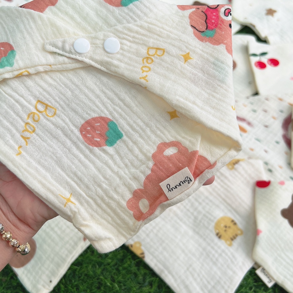 Set 2 yếm trẻ em tam giác xô nhăn Muslin Organic cao cấp Bunny cho bé